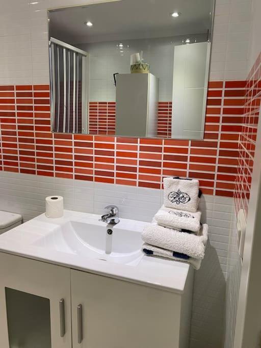 Apartamento Silda Torre Del Mar Eksteriør billede