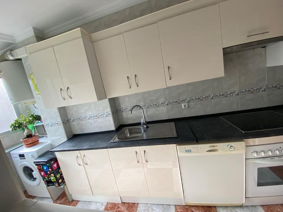 Apartamento Silda Torre Del Mar Eksteriør billede