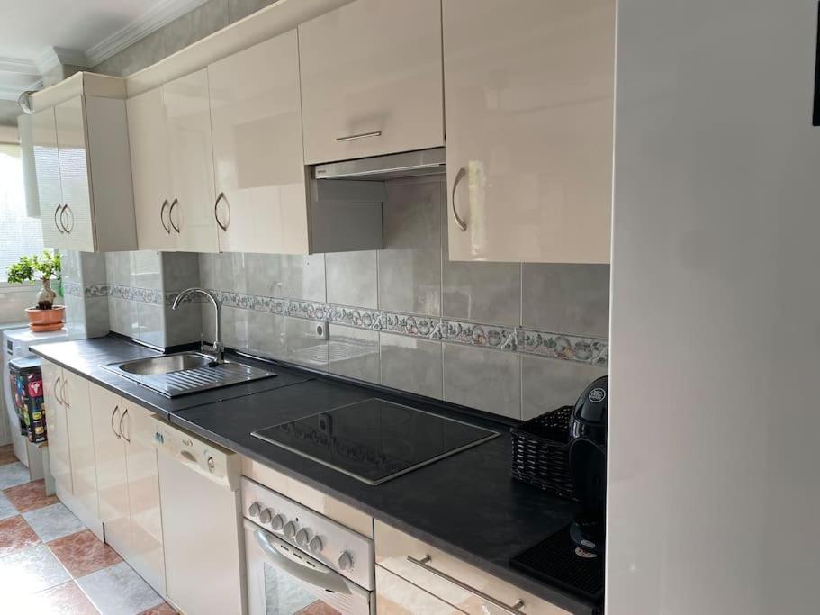 Apartamento Silda Torre Del Mar Eksteriør billede